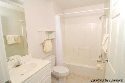 Affordable Suites Charlottesville Bilik gambar