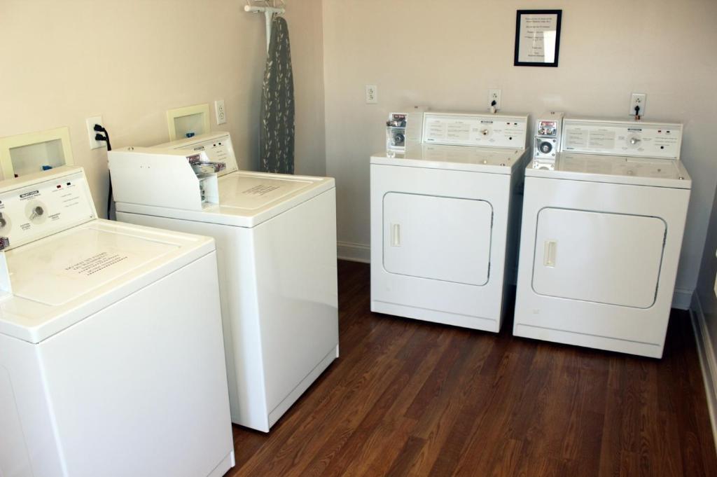 Affordable Suites Charlottesville Luaran gambar
