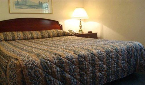 Affordable Suites Charlottesville Luaran gambar