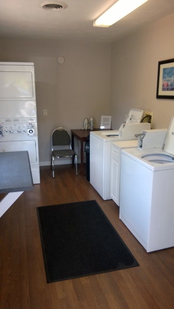 Affordable Suites Charlottesville Luaran gambar